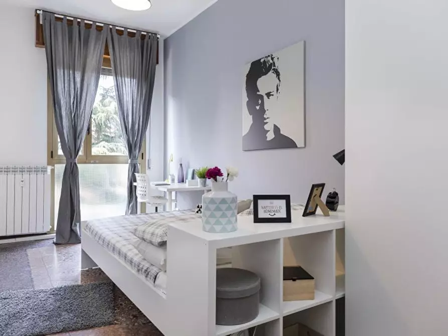 Immagine 2 di Camera in affitto  in Viale Giovanni Vicini20 a Bologna