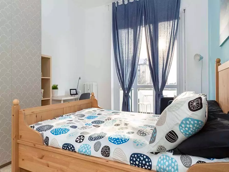 Immagine 2 di Camera in affitto  in Via dei Mandorli13 a Buccinasco