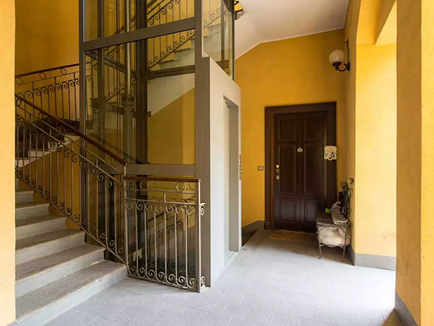 Immagine 11 di Appartamento in affitto  in Via Vigevano a Milano