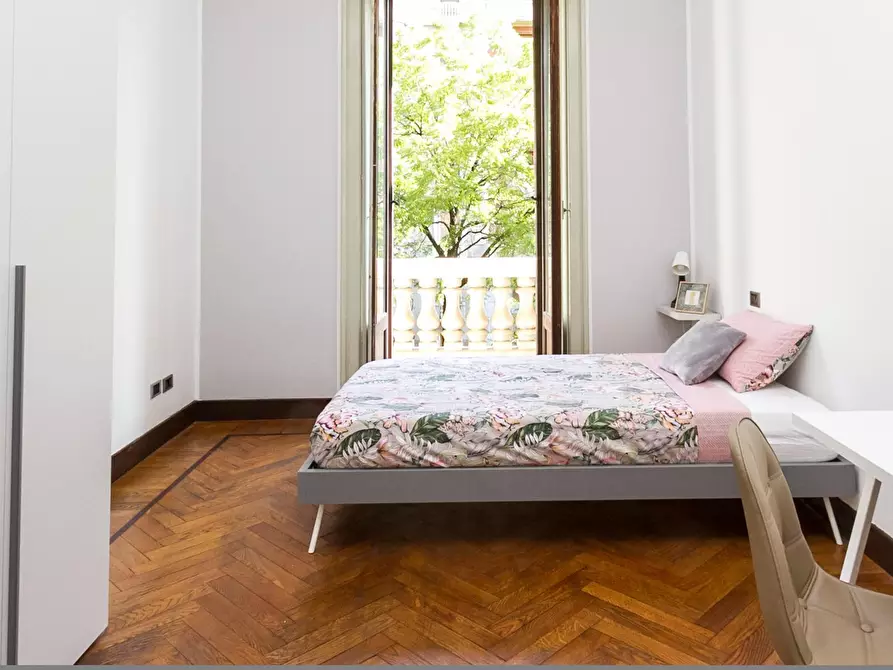 Immagine 3 di Camera in affitto  in Viale Regina Giovanna38 a Milano