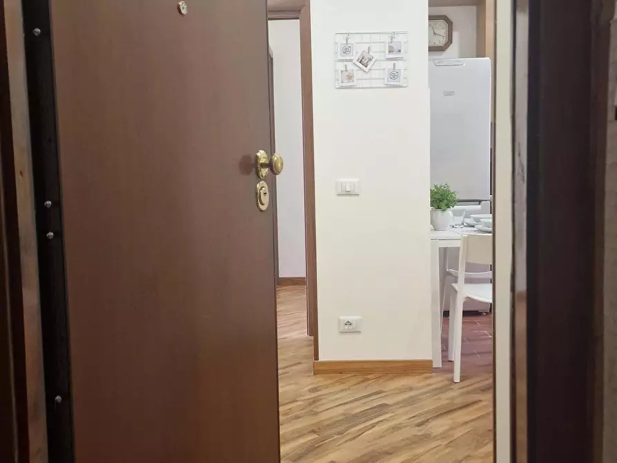 Immagine 24 di Camera in affitto  in Viale Ippocrate146 a Roma