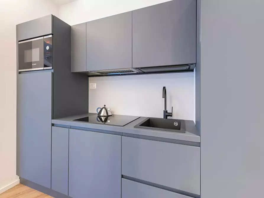 Immagine 9 di Camera in affitto  in Via San Giovanni3 a Trento