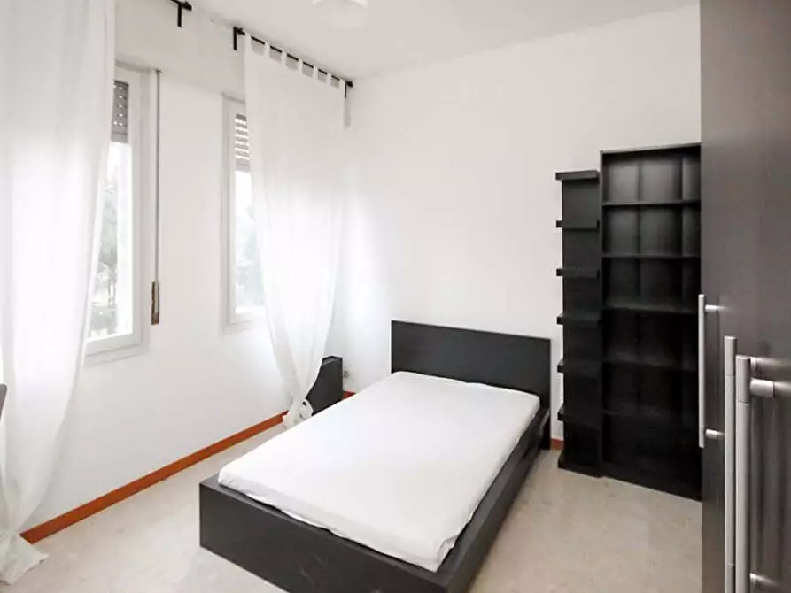 Immagine 2 di Camera in affitto  in Via Bartolomeo D'Alviano11 a Milano