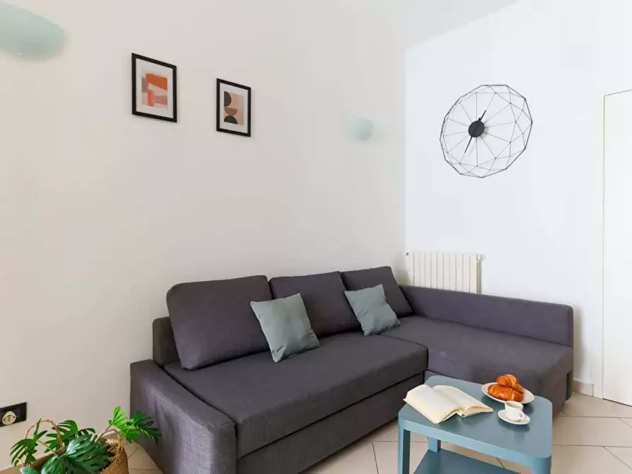 Immagine 27 di Appartamento in affitto  in Via Lazzaro Palazzi4 a Milano