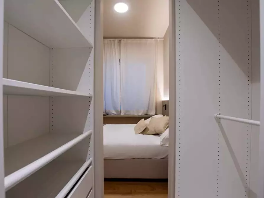 Immagine 7 di Appartamento in affitto  in Viale Beatrice d'Este20 a Milano