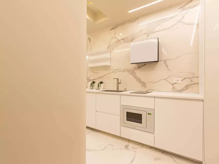 Immagine 10 di Appartamento in affitto  in Via Francesco Daverio6 a Milano