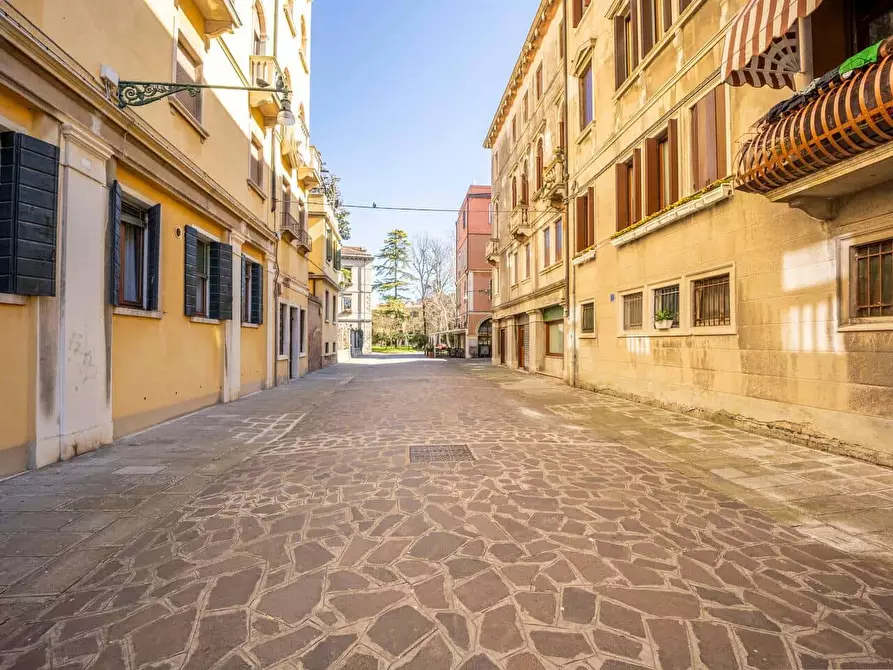 Immagine 16 di Appartamento in affitto  in Calle Generale Chinotto11 a Venezia