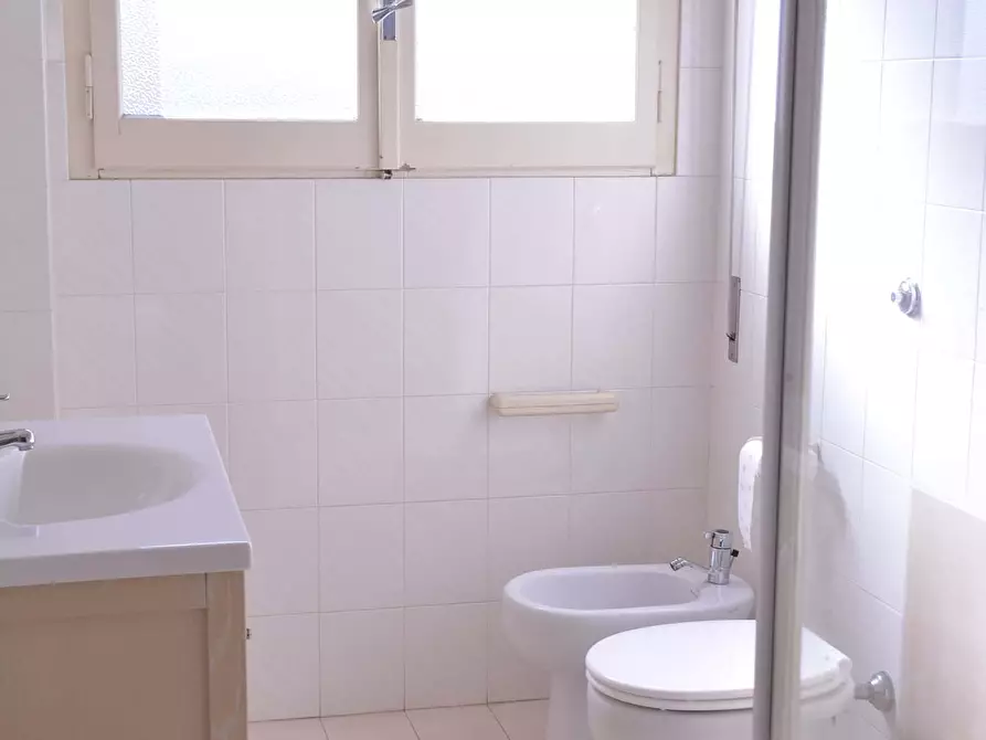 Immagine 7 di Camera in affitto  in Via dei Passeri3 a Cagliari