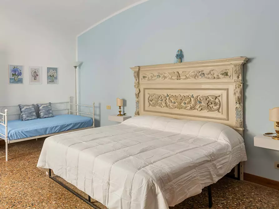 Immagine 13 di Appartamento in affitto  in Via San Mamolo3 a Bologna