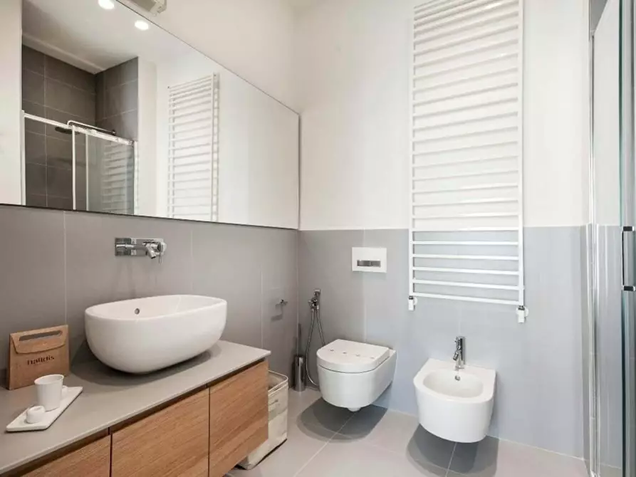 Immagine 10 di Appartamento in affitto  in Piazza Santa Maria Beltrade1 a Milano