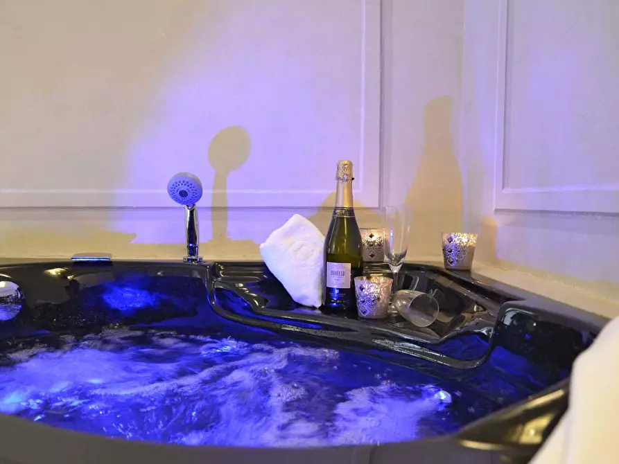 Immagine 19 di Appartamento in affitto  in Piazza Luca Signorelli a Cortona