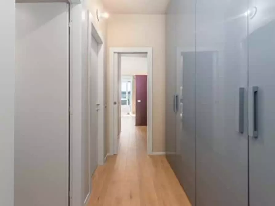 Immagine 10 di Appartamento in affitto  in Viale Elvezia12 a Milano