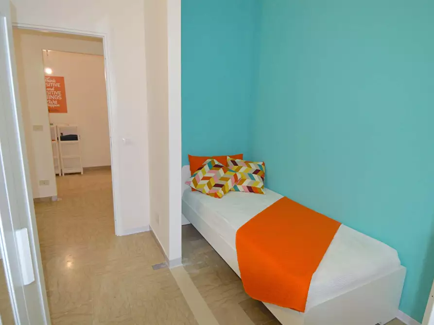 Immagine 1 di Camera in affitto  in Via Emilia Est36 a Modena