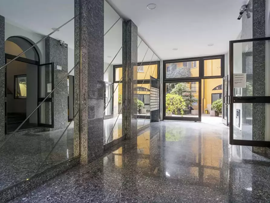 Immagine 24 di Appartamento in affitto  in Via Vigevano13 a Milano