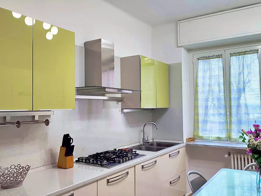 Immagine 1 di Appartamento in affitto  in Piazza Rosa Scolari5 a Milano