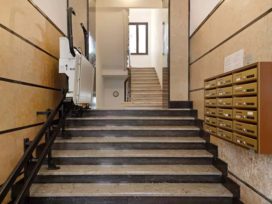 Immagine 13 di Appartamento in affitto  in Via Tiziano Vecellio11 a Trieste