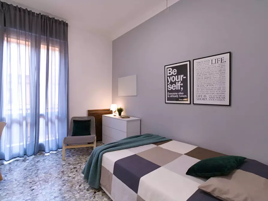 Immagine 1 di Camera in affitto  in Via XX Settembre a Brescia