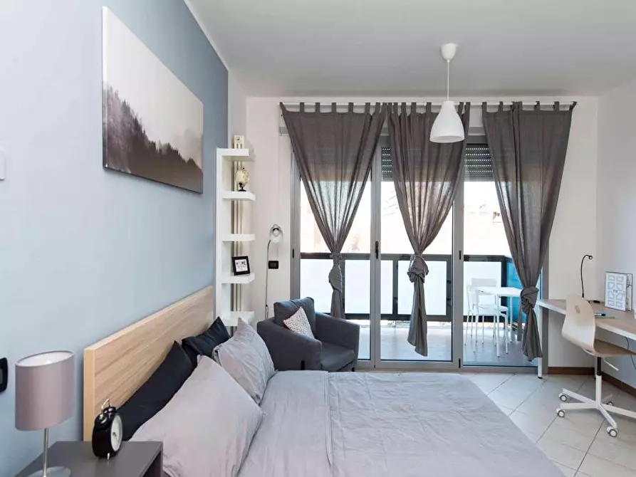 Immagine 3 di Camera in affitto  in Via del Lavoro37/3 a Bologna