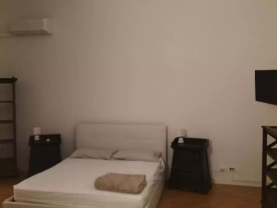 Immagine 4 di Appartamento in affitto  in Piazza San Martino2 a Bologna