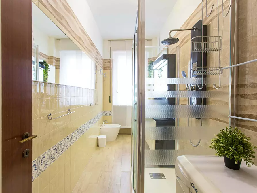 Immagine 11 di Appartamento in affitto  in Via Egadi a Milano