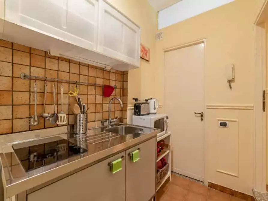 Immagine 14 di Appartamento in affitto  in Vicolo dei Soldati35 a Roma