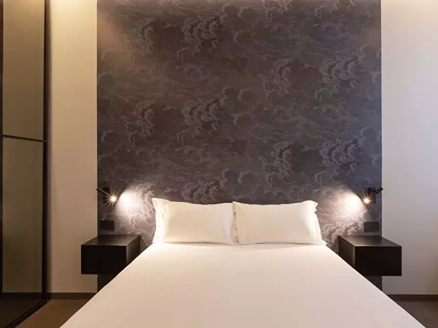 Immagine 28 di Appartamento in affitto  in Via Guido D'Arezzo8 a Milano