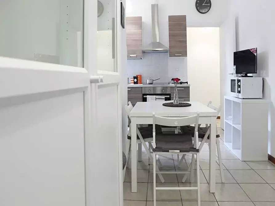 Immagine 10 di Camera in affitto  in Via Salvatore Barzilai15 a Milano