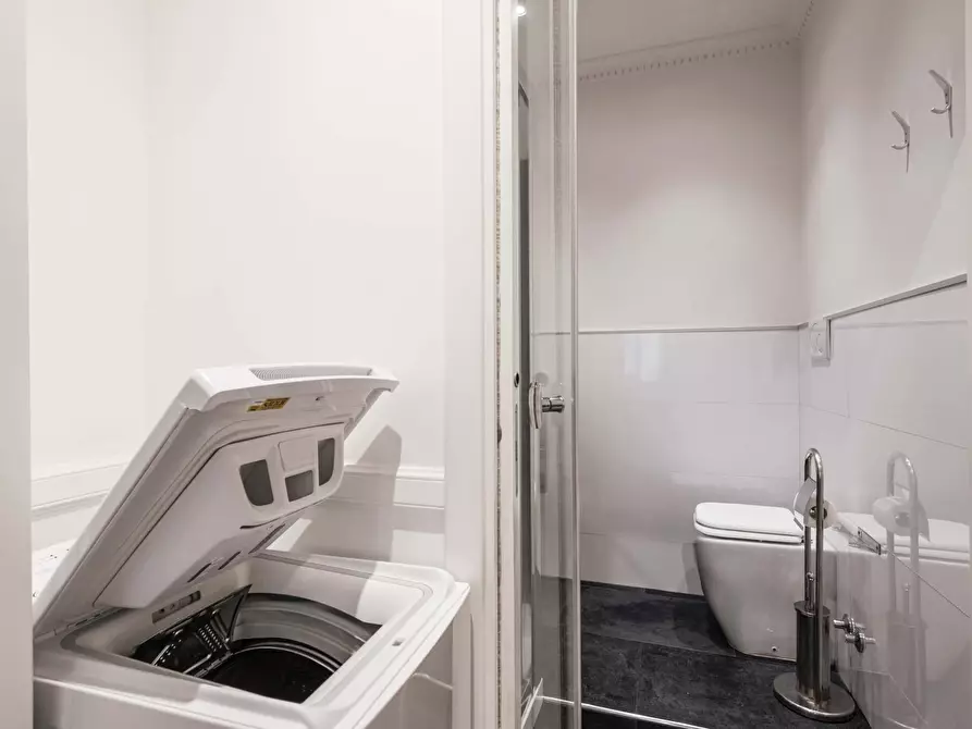 Immagine 6 di Appartamento in affitto  in Via Galvani33B a Roma