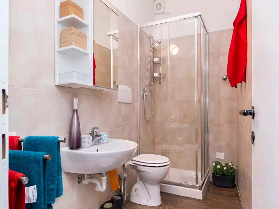 Immagine 67 di Camera in affitto  in Via Antonio Canova25 a Milano