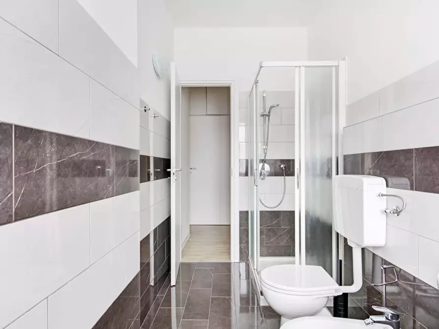 Immagine 9 di Camera in affitto  in Via Stromboli1 a Milano