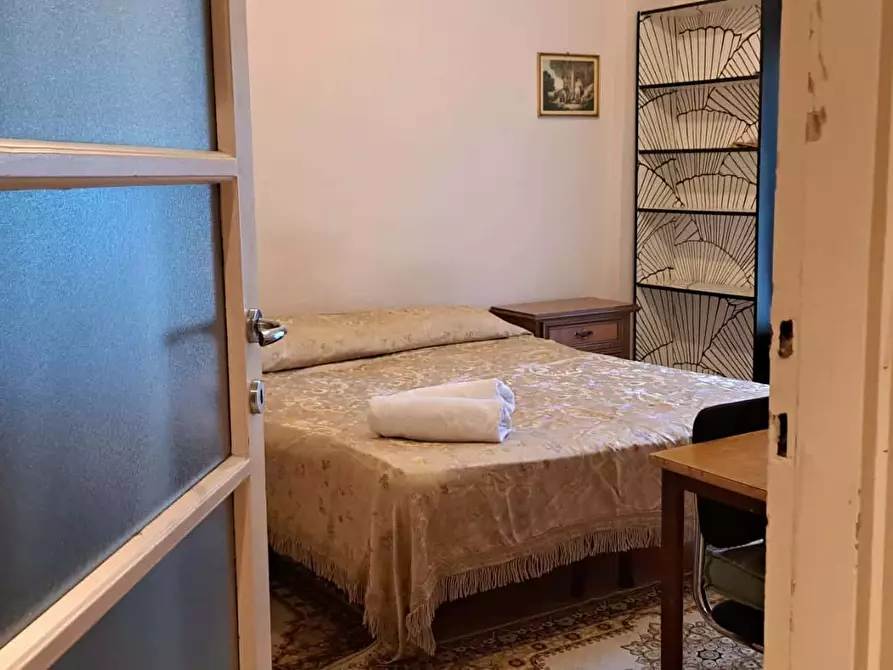 Immagine 1 di Camera in affitto  in Via Bernardino Verro41 a Milano