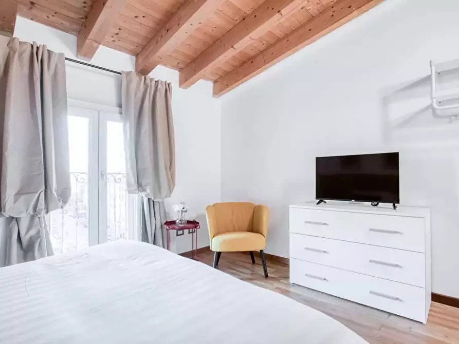 Immagine 15 di Appartamento in affitto  in Via Michelangelo Buonarroti9 a Milano