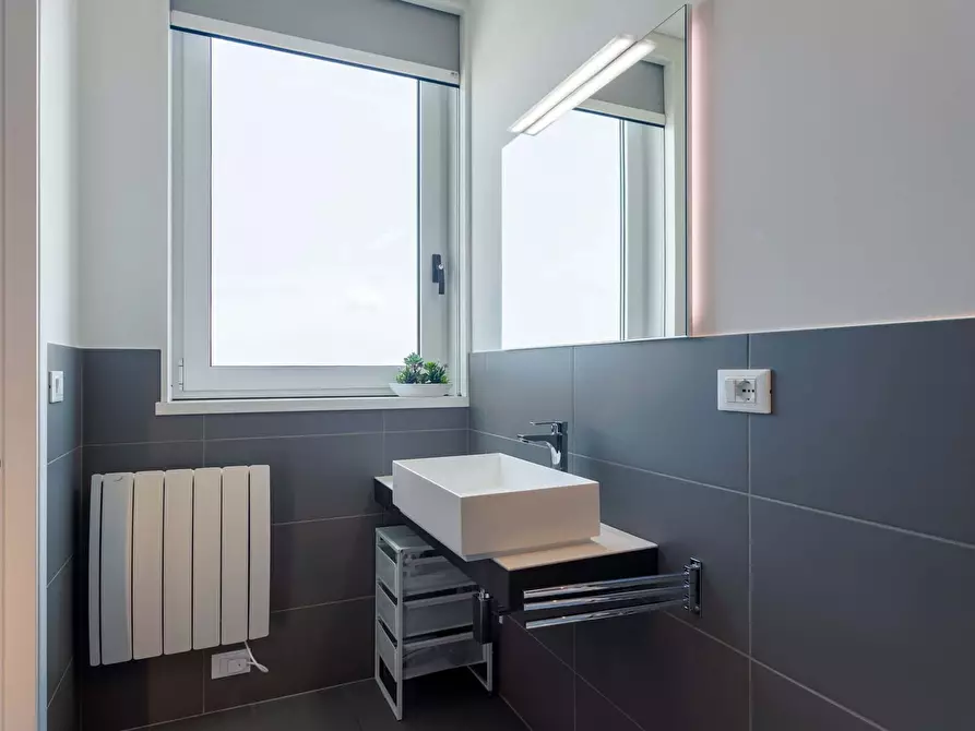 Immagine 12 di Appartamento in affitto  in Via Torino2 a Venezia