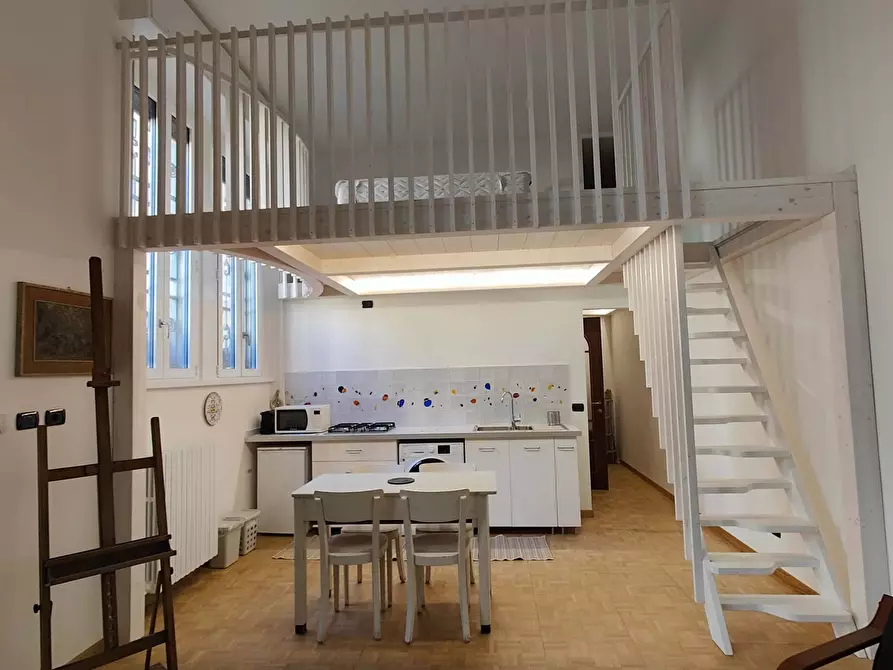 Immagine 2 di Appartamento in affitto  in Via Luigi Settembrini60 a Milano