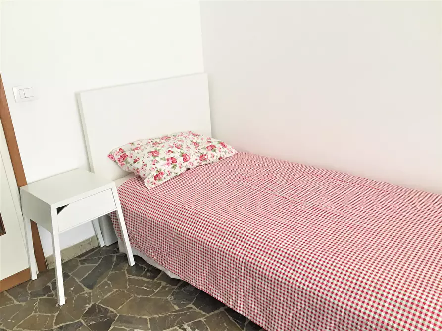 Immagine 2 di Camera in affitto  in Via Quintino Sella44 a Firenze