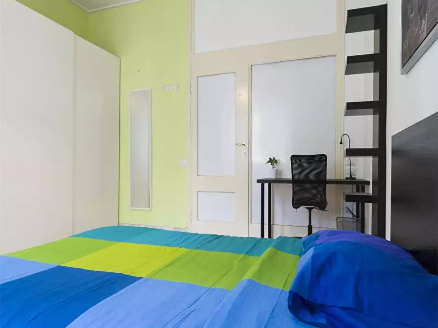 Immagine 5 di Camera in affitto  in Via Vincenzo Monti77 a Milano