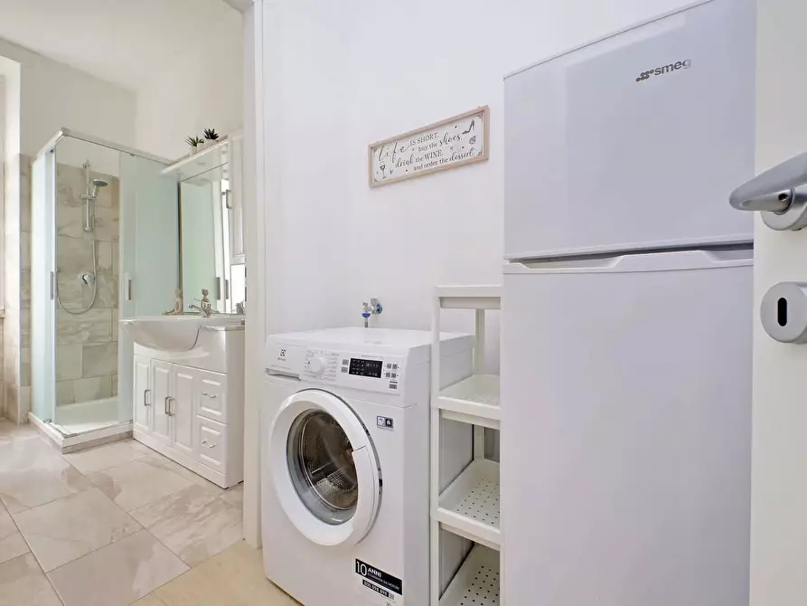 Immagine 10 di Appartamento in affitto  in Via Livorno36 a Roma