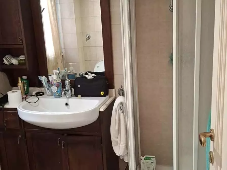 Immagine 4 di Camera in affitto  in Via Laurentina26G a Roma