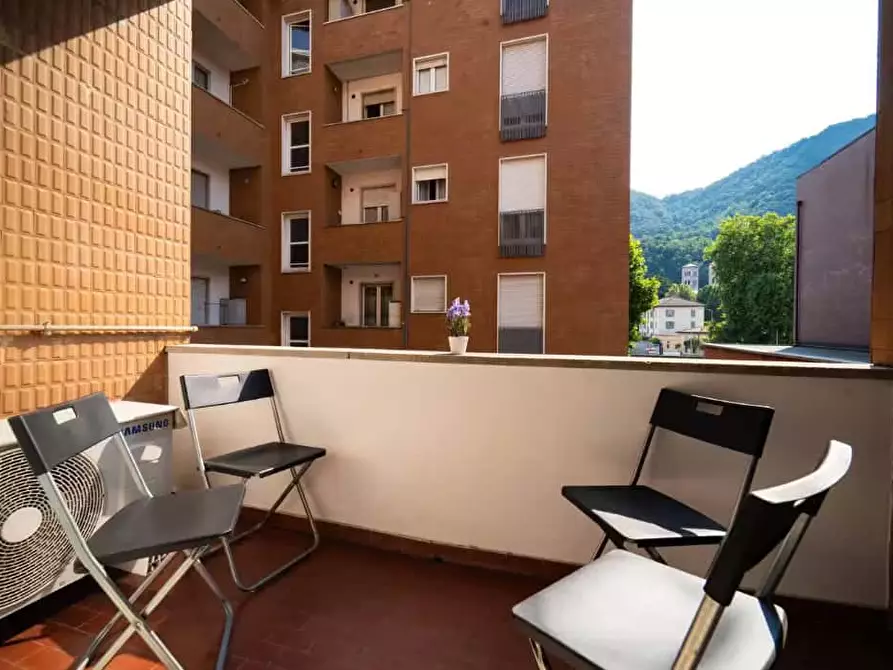 Immagine 12 di Appartamento in affitto  in Viale Franklin Delano Roosevelt8 a Como
