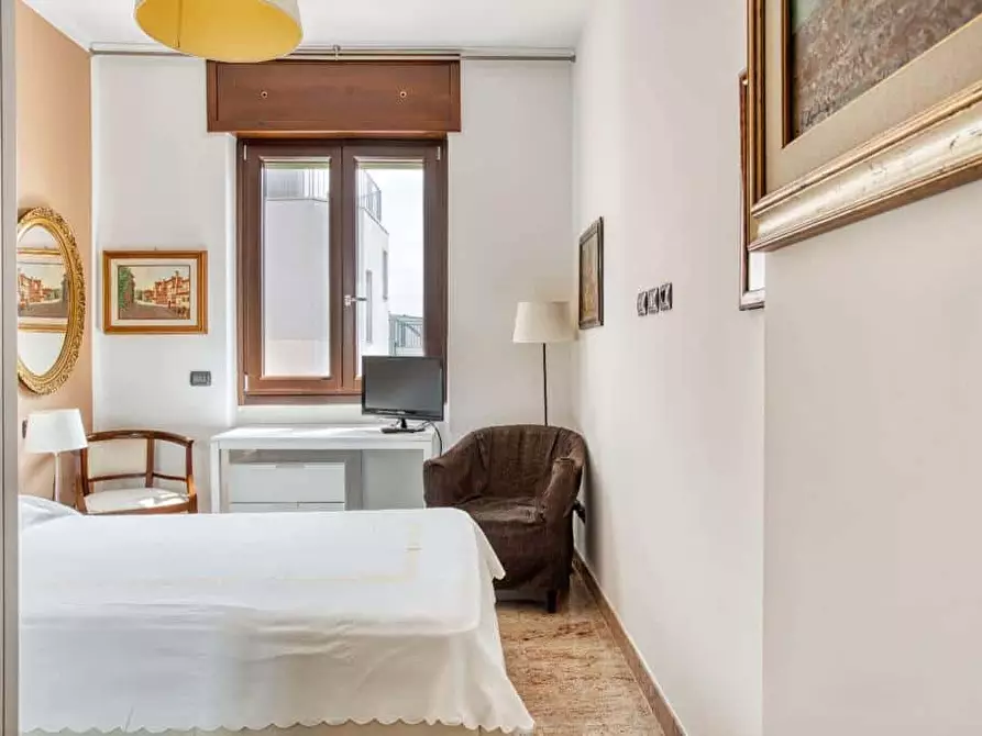 Immagine 9 di Appartamento in affitto  in Via Volvinio37 a Milano