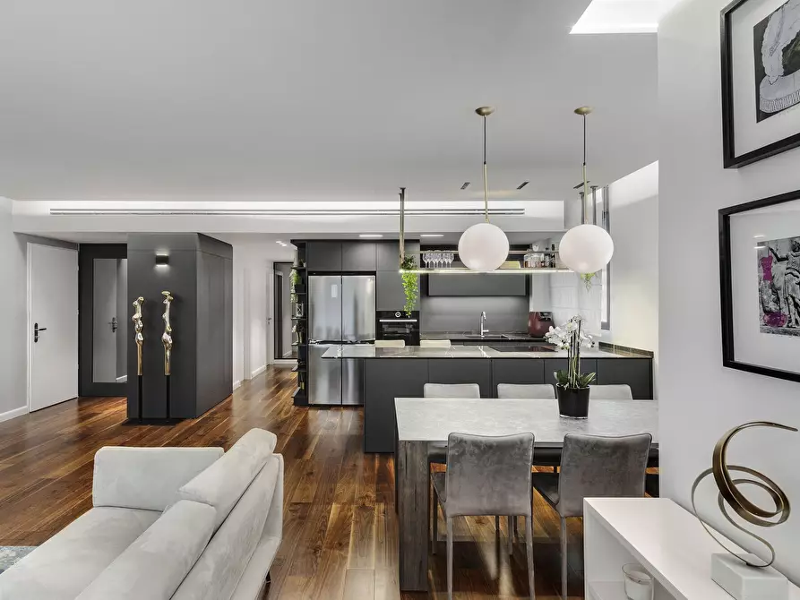 Immagine 3 di Appartamento in affitto  in Via Gaspare Rosales a Milano