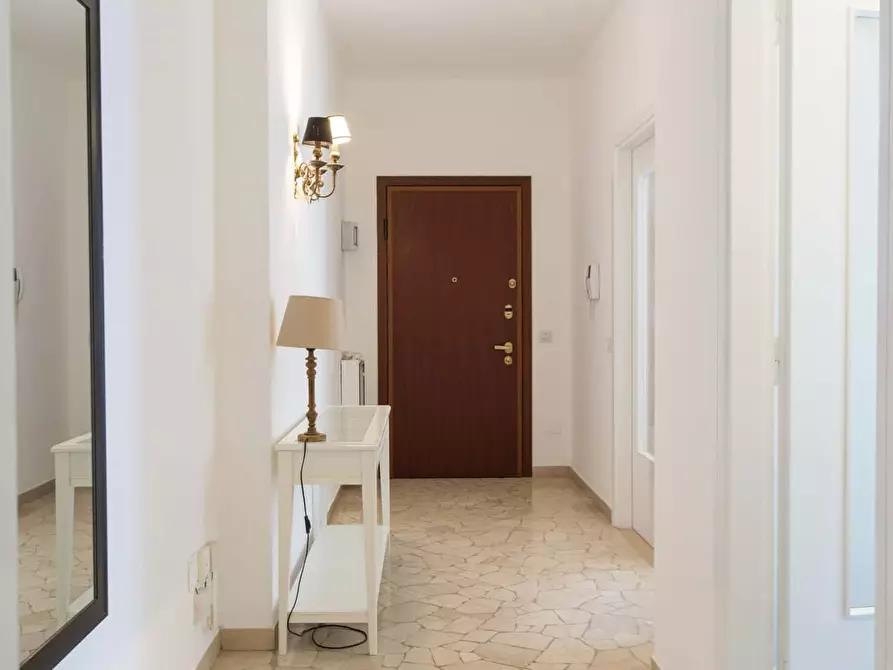 Immagine 14 di Appartamento in affitto  in Via Pellegrino Rossi13 a Milano