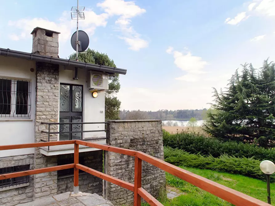 Immagine 26 di Appartamento in affitto  in Via Crotto Urago17 a Barni