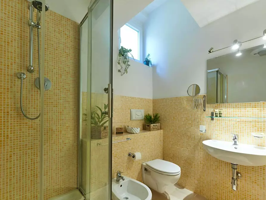 Immagine 32 di Appartamento in affitto  in Via Vittorio Emanuele II a Firenze