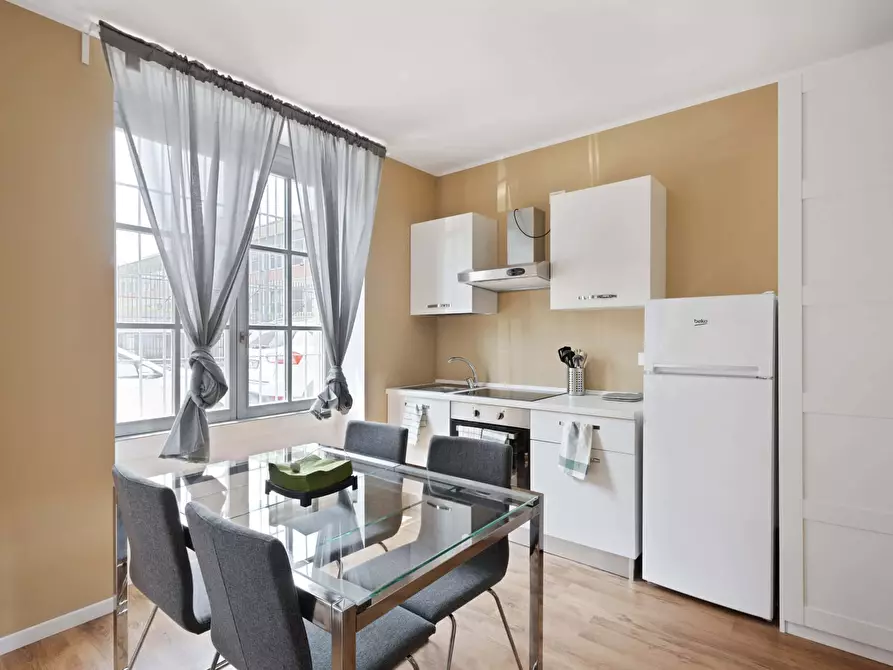 Immagine 6 di Appartamento in affitto  in Via Isaac Newton18b a Milano