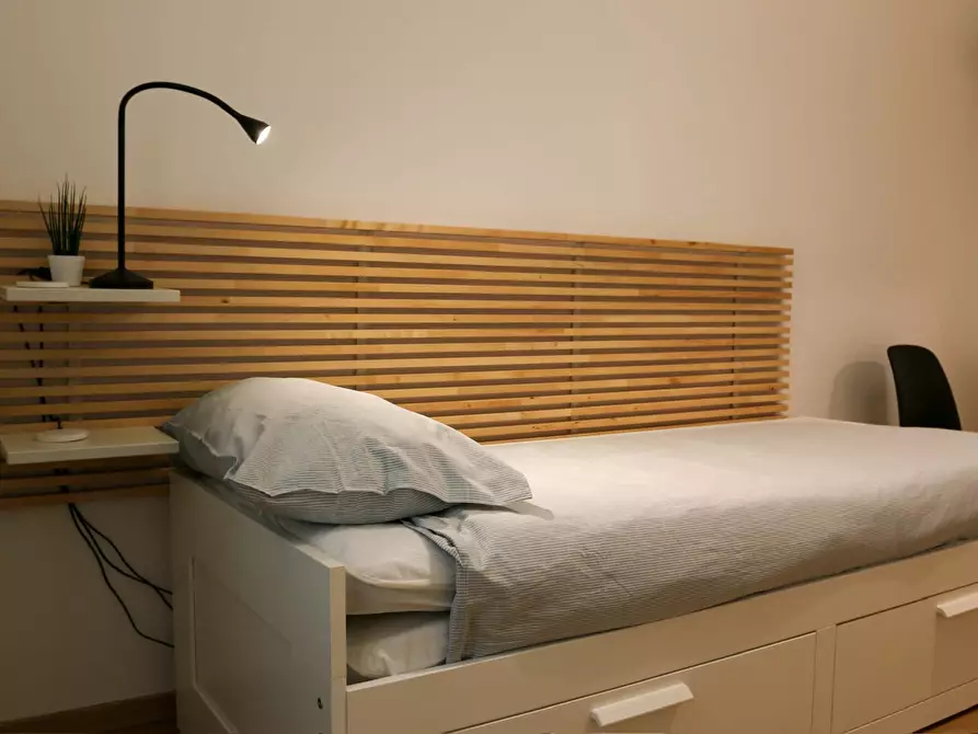 Immagine 14 di Appartamento in affitto  in Via Alfonso Borelli5 a Roma