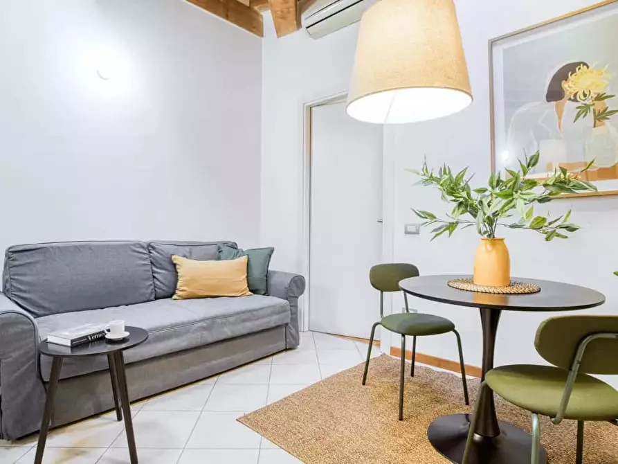 Immagine 2 di Appartamento in affitto  in Via Michelangelo Buonarroti9 a Milano