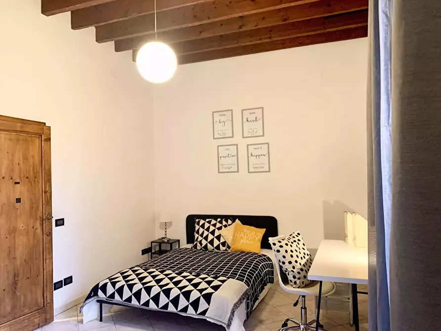 Immagine 10 di Camera in affitto  in Via di San Salvi49 a Firenze