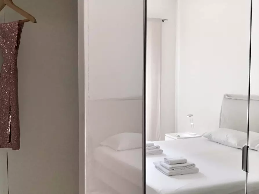 Immagine 16 di Appartamento in affitto  in Via Vincenzo Monti55 a Milano