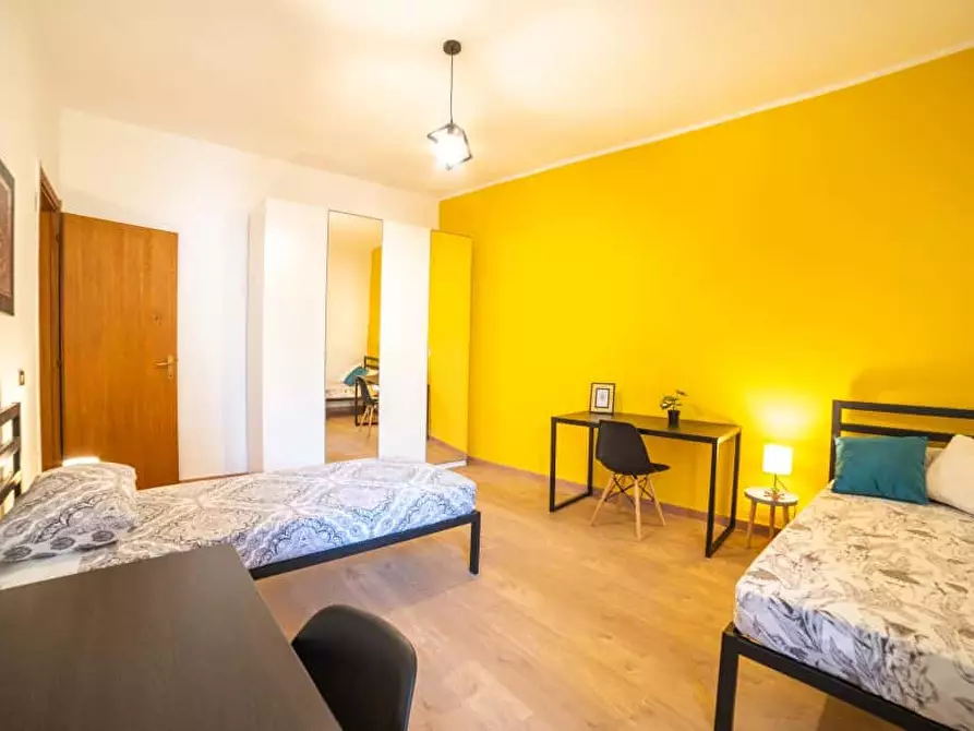 Immagine 2 di Camera in affitto  in Via Don Bosco27 a Milano